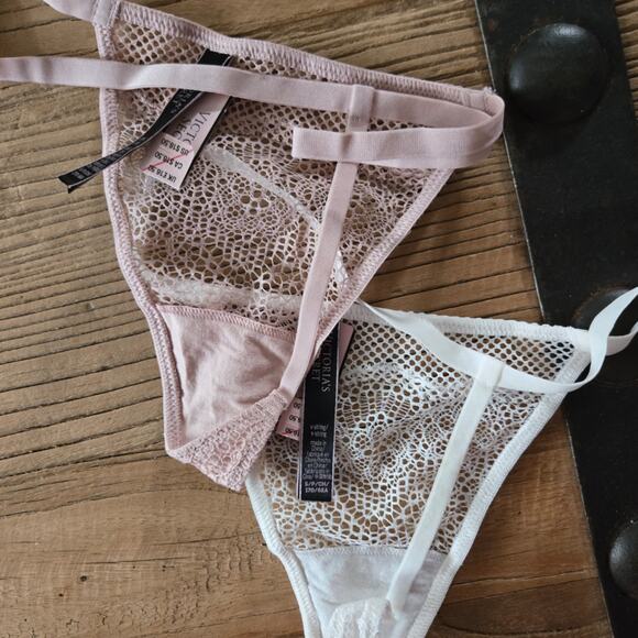 Victoria's Secret V-String Thong 3 piece bundle sz Small New - Picture 4 of 4